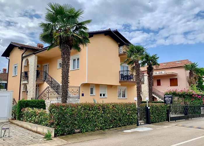 Apartments Kivi